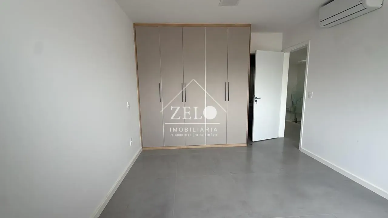 Casa com 4 quartos e 4 banheiros, cozinha integrada — photo 38
