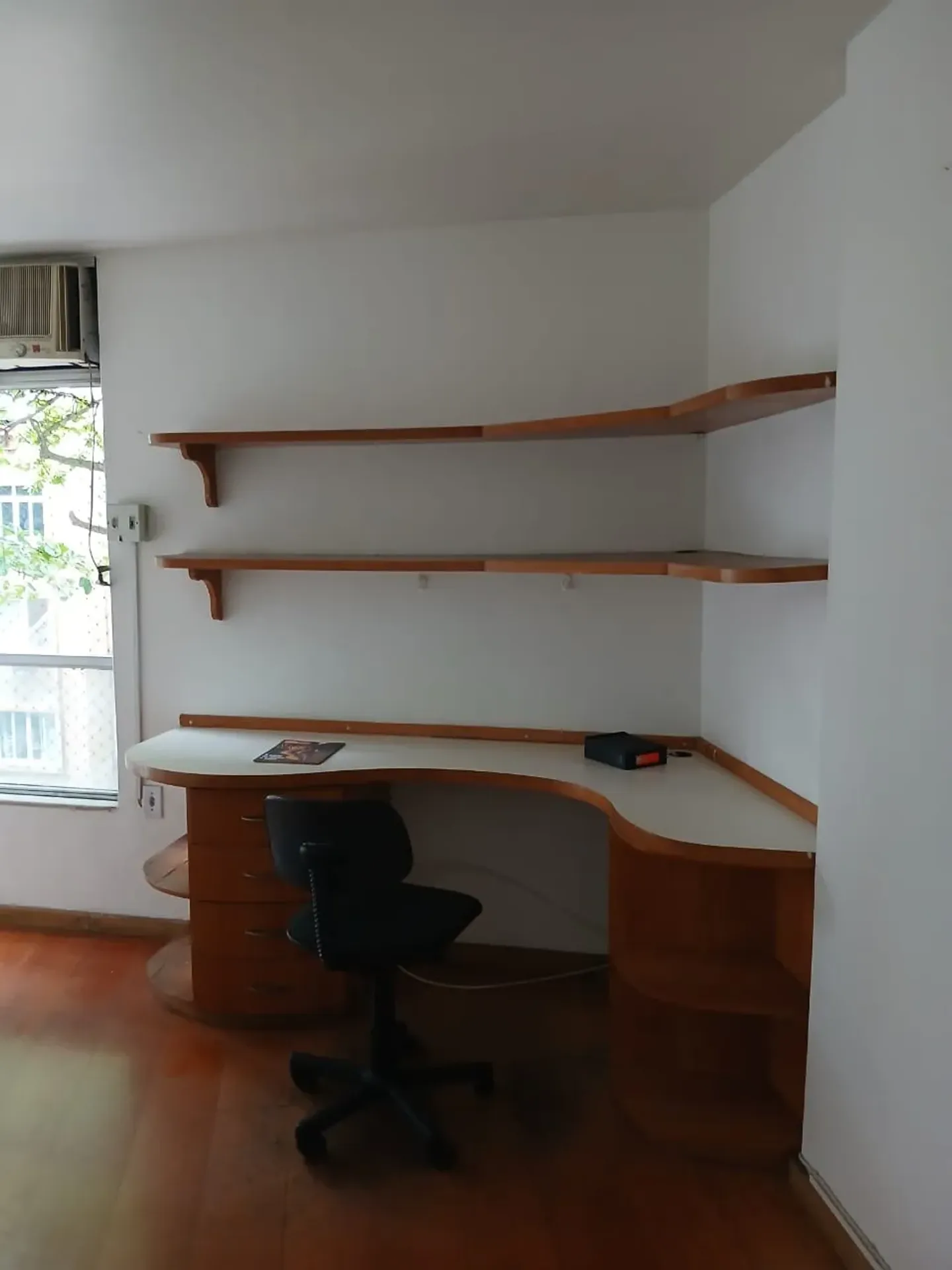 Apartment on the 3rd floor with a home office — photo 3
