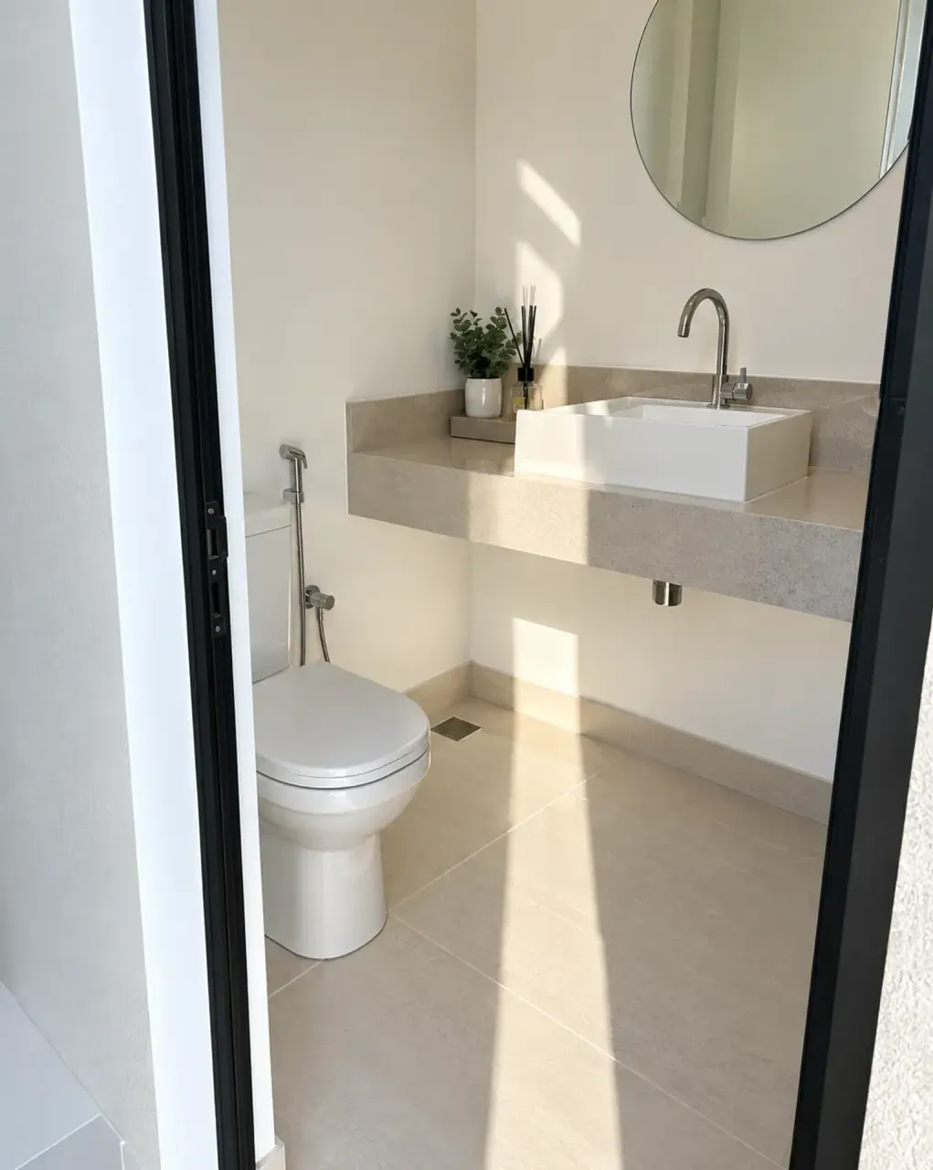 House with 4 bedrooms and 5 bathrooms, closed kitchen — photo 8
