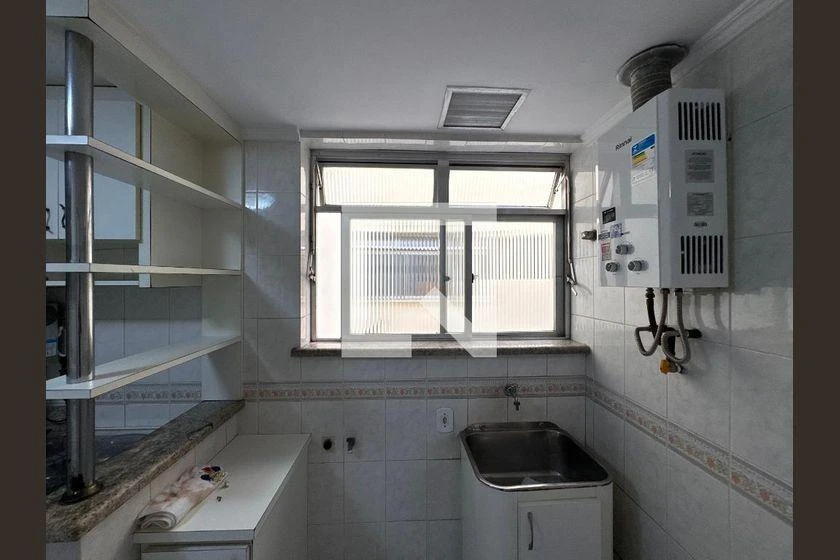 Квартира з вбудованими шафами, 2 кімнати і 130 м² — photo 28