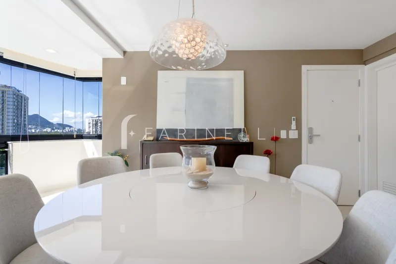 Furnished apartment, 189 m², with a grill on the balcony — photo 20