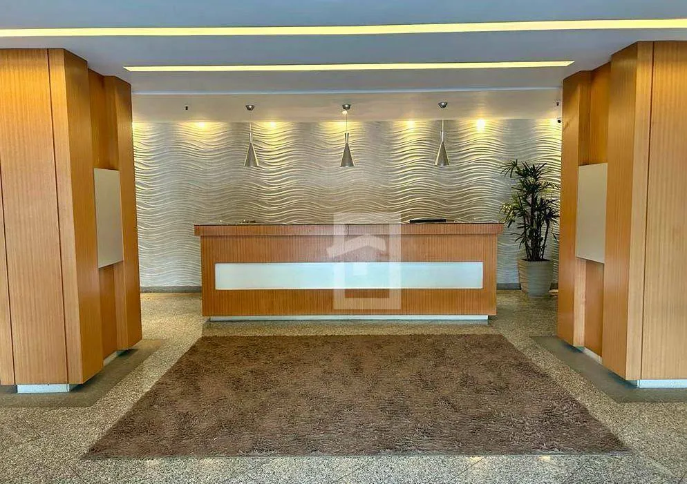 Ванна та 3 спальні: квартира 193 м² — photo 58