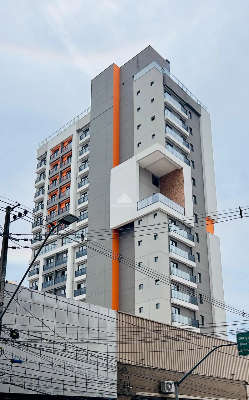 Apartamento de 1 quarto com cozinha fechada e fogão elétrico — photo 19