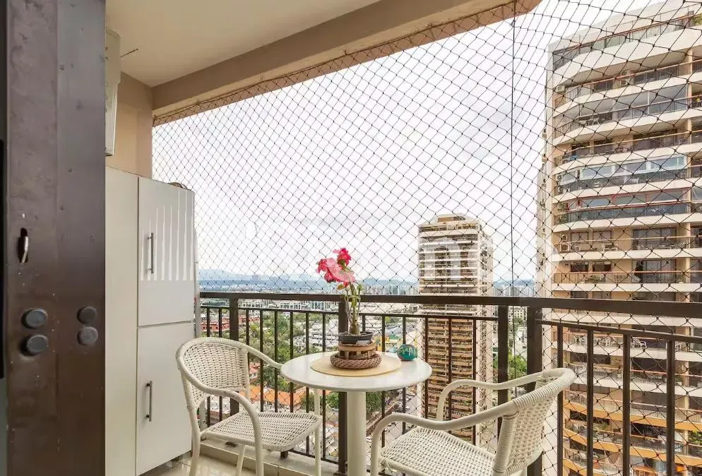 Furnished apartment with balcony and a gas stove kitchen — photo 22
