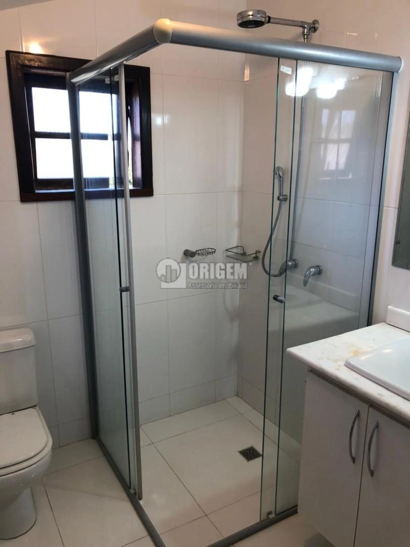 Furnished townhouse with a master suite and hot tub — photo 29