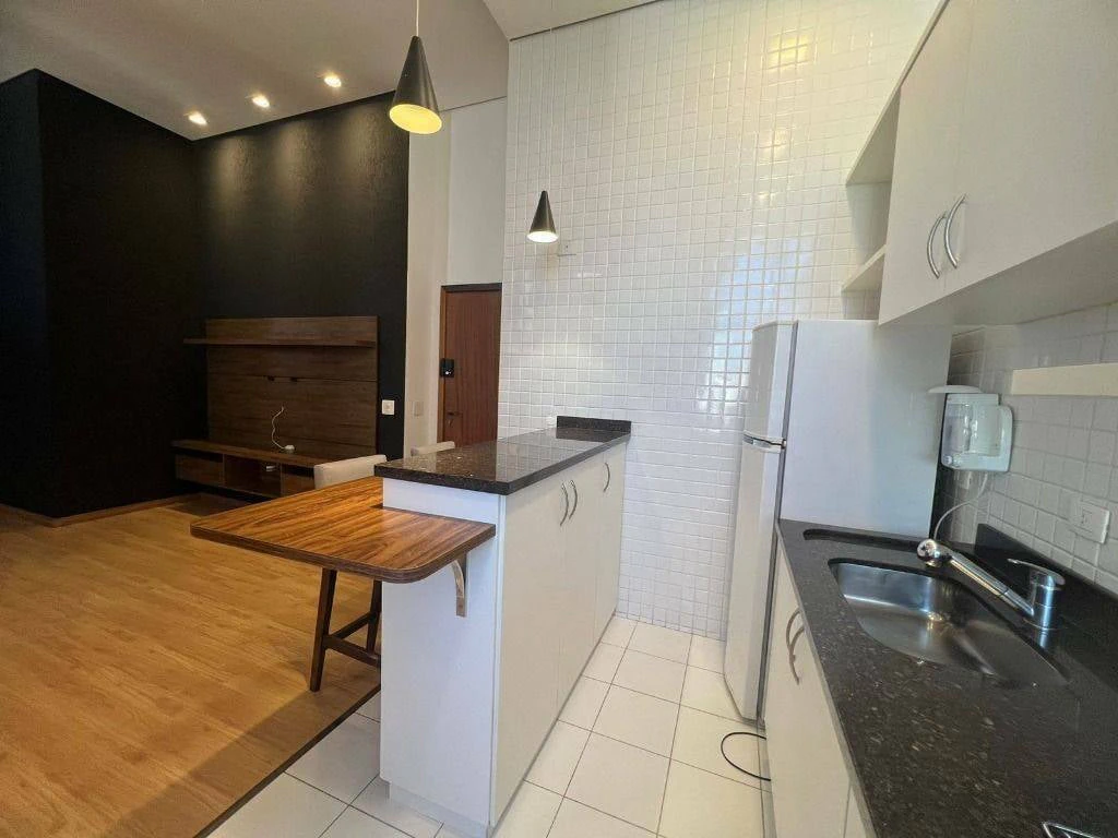 One-bedroom apartment with a private pool in Curitiba — photo 8