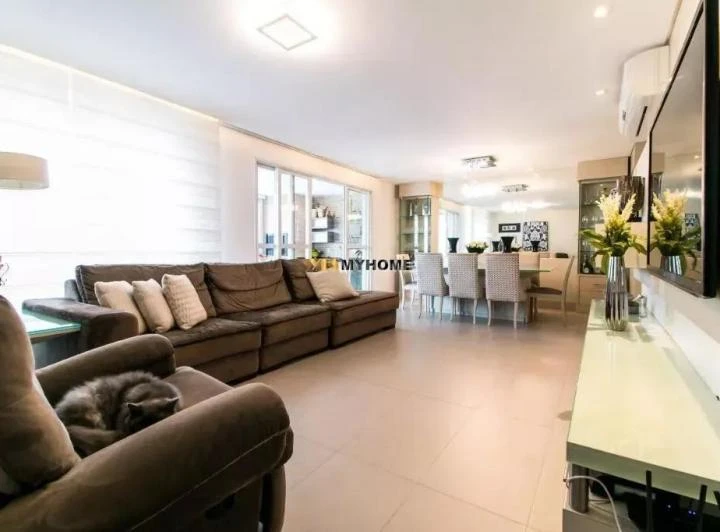 Apartamento com 4 dormitórios e 184 m² — photo 8