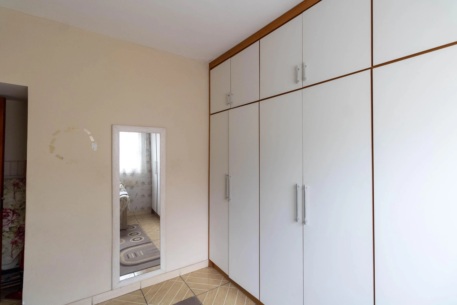 Меблированный дом с 3 спальнями и 3 парковками — photo 42