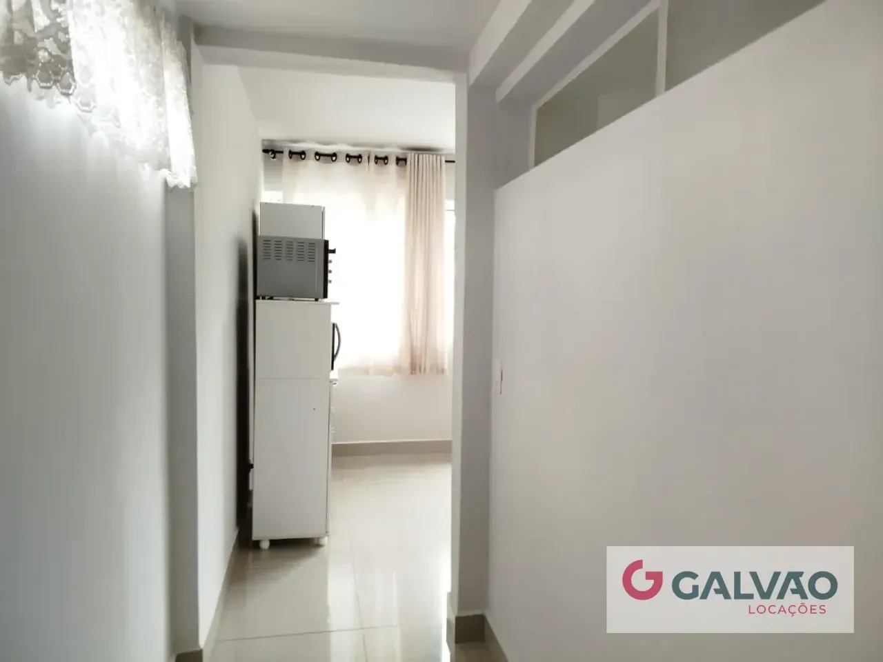 Furnished 2-bedroom apartment with 1 bathroom and parking — photo 8
