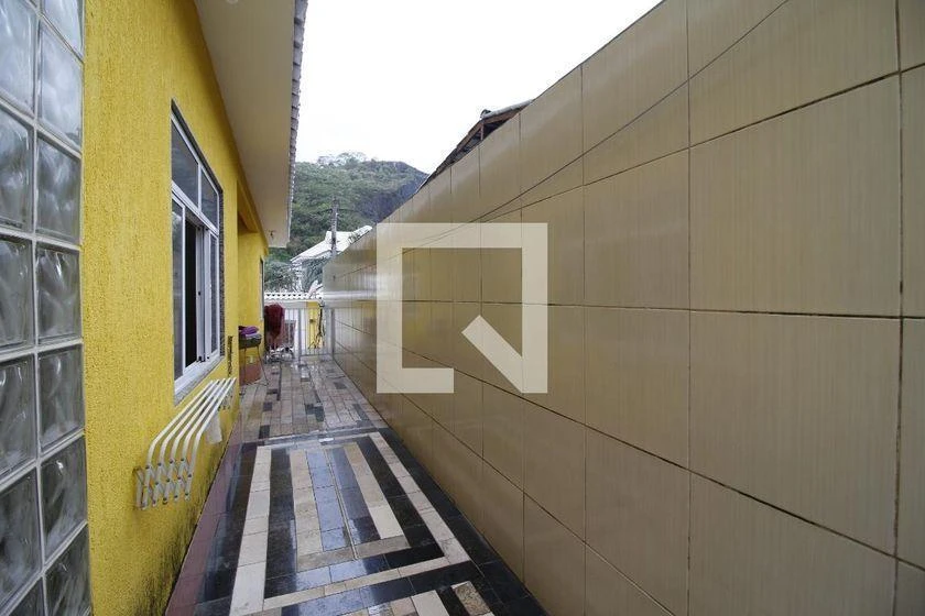 Apartamento de 260 m² com banheira e espaço de home office — photo 50