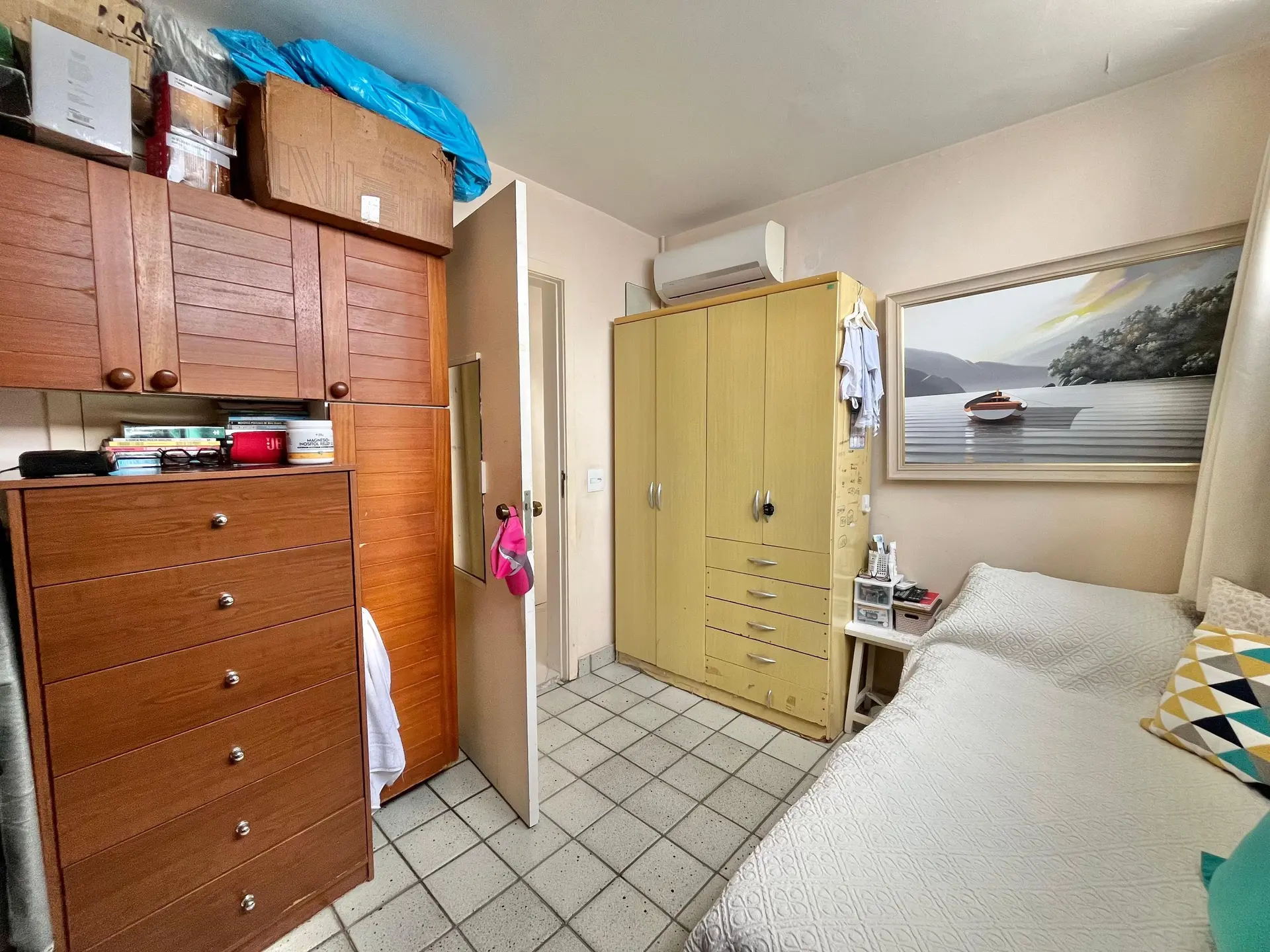 Furnished apartment, 450 m², with a water view — photo 56