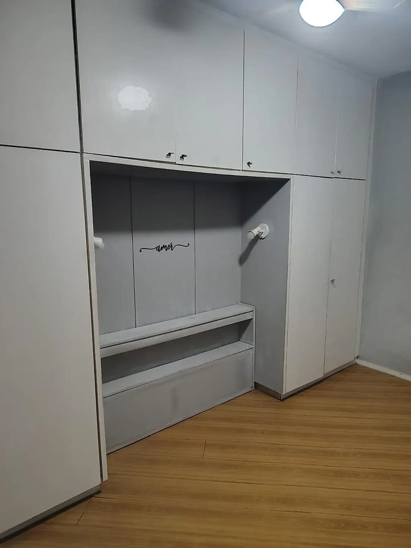 Apartment, 80 m², with wood or laminate floors — photo 3
