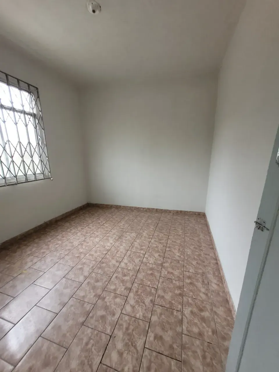 Apartamento de 1 dormitorio con 42 m² y cocina separada — photo 6