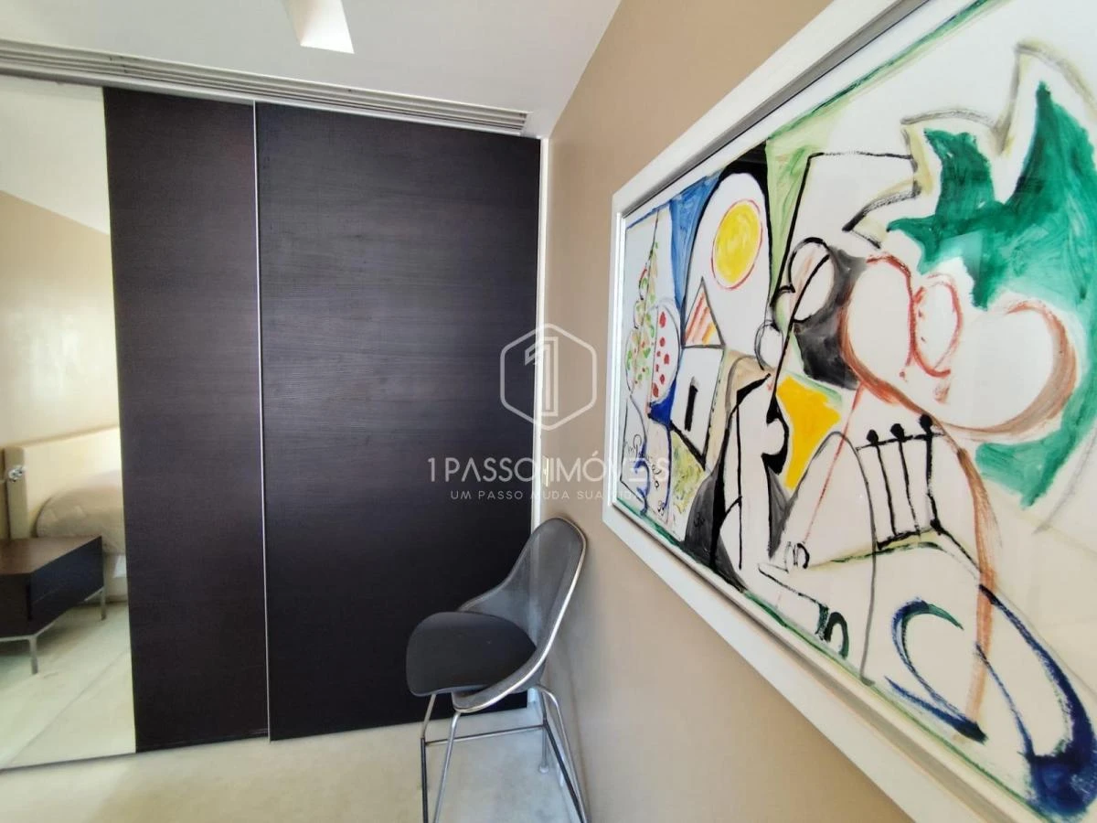 82 m² apartment with 2 en-suite bedrooms and balcony — photo 23