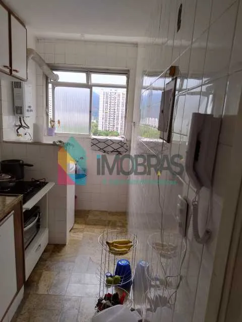 Furnished apartment with 2 bedrooms and a city view — photo 20