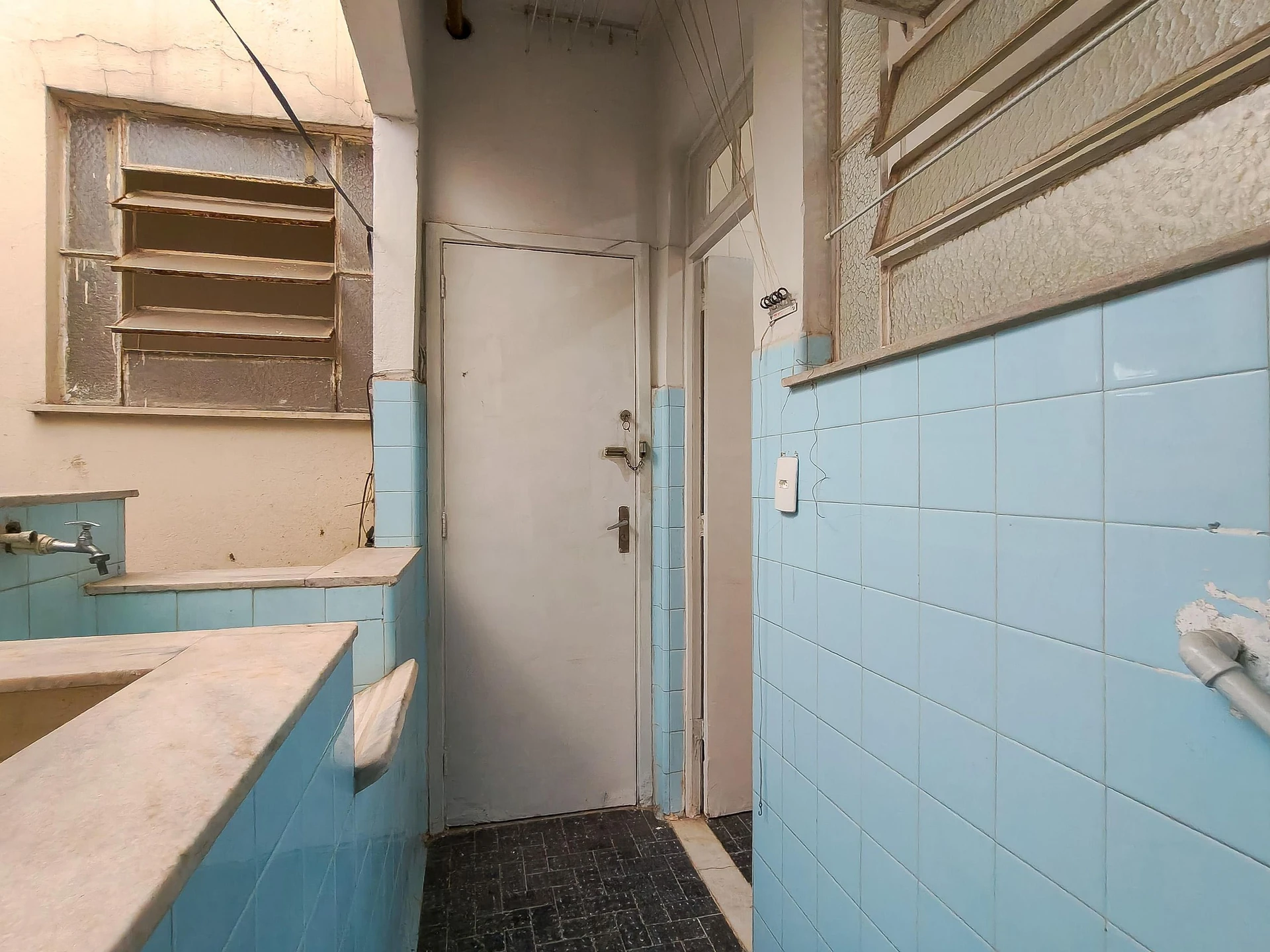 Квартира з 2 спальнями та 2 ванними кімнатами — photo 34