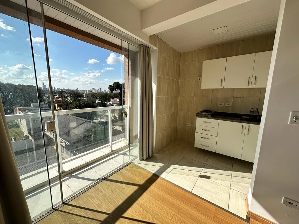 25 m² studio with a washing machine and a home office — photo 2