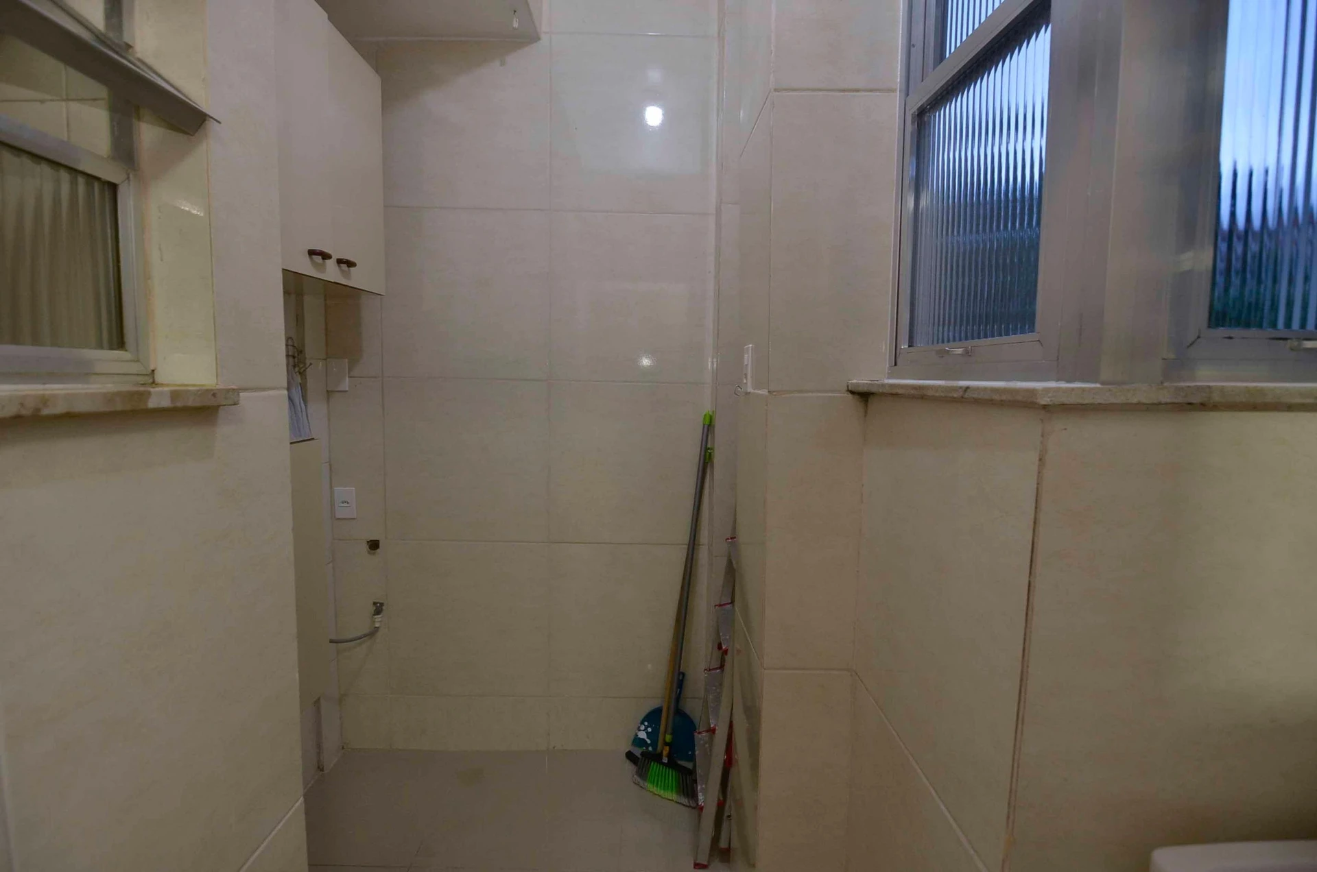 2-bedroom apartment with a walk-in closet in Rio de Janeiro — photo 25