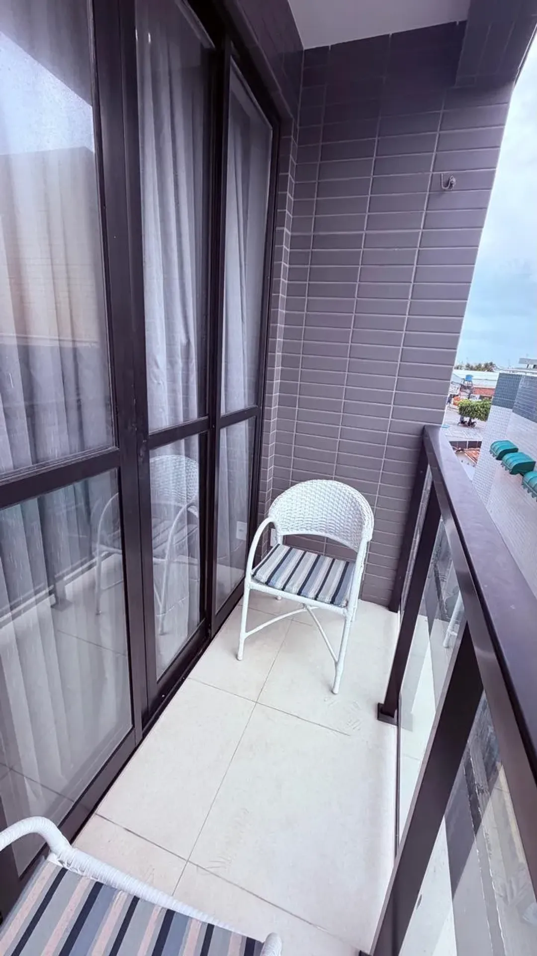 2-bedroom apartment with en-suite and 1 parking space — photo 7