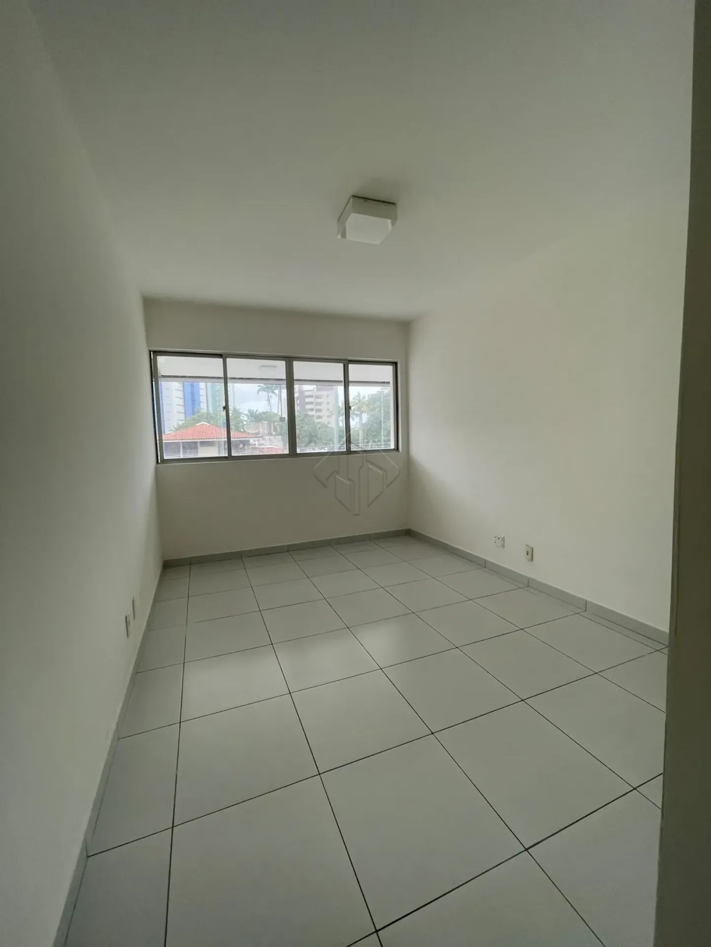 3-bedroom apartment with 2 bathrooms and 1 parking spot — photo 3