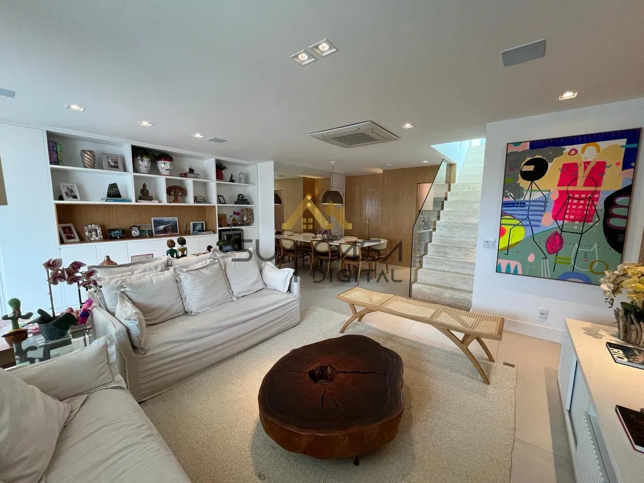 Furnished 3-bedroom apartment with 4 bathrooms and terrace — photo 2