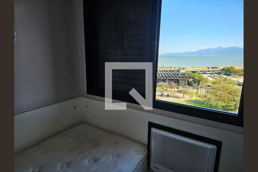 3-bedroom apartment with a water view in Florianópolis — photo 14