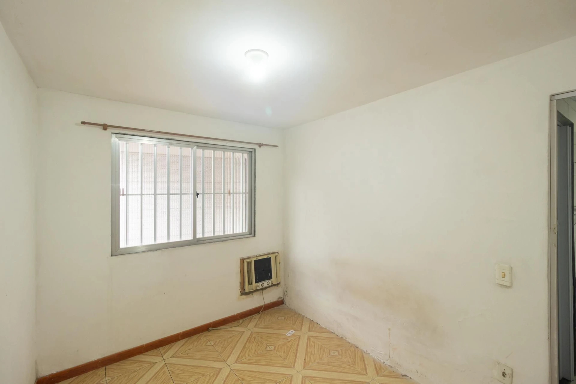 House for rent with 1 bedroom, separate kitchen and balcony — photo 11