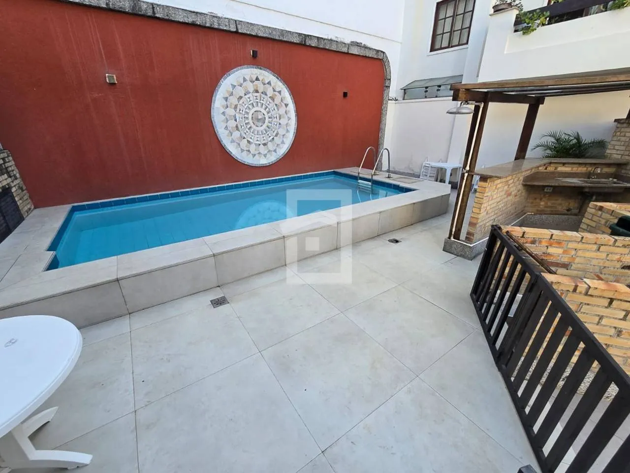 Triplex house with 4 bedrooms and 2 en-suites — photo 64