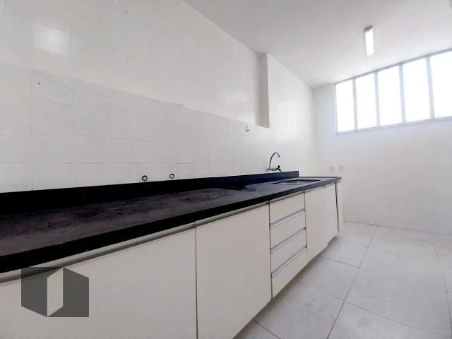 Apartamento com 3 quartos, 2 banheiros e 1 vaga de garagem — photo 28