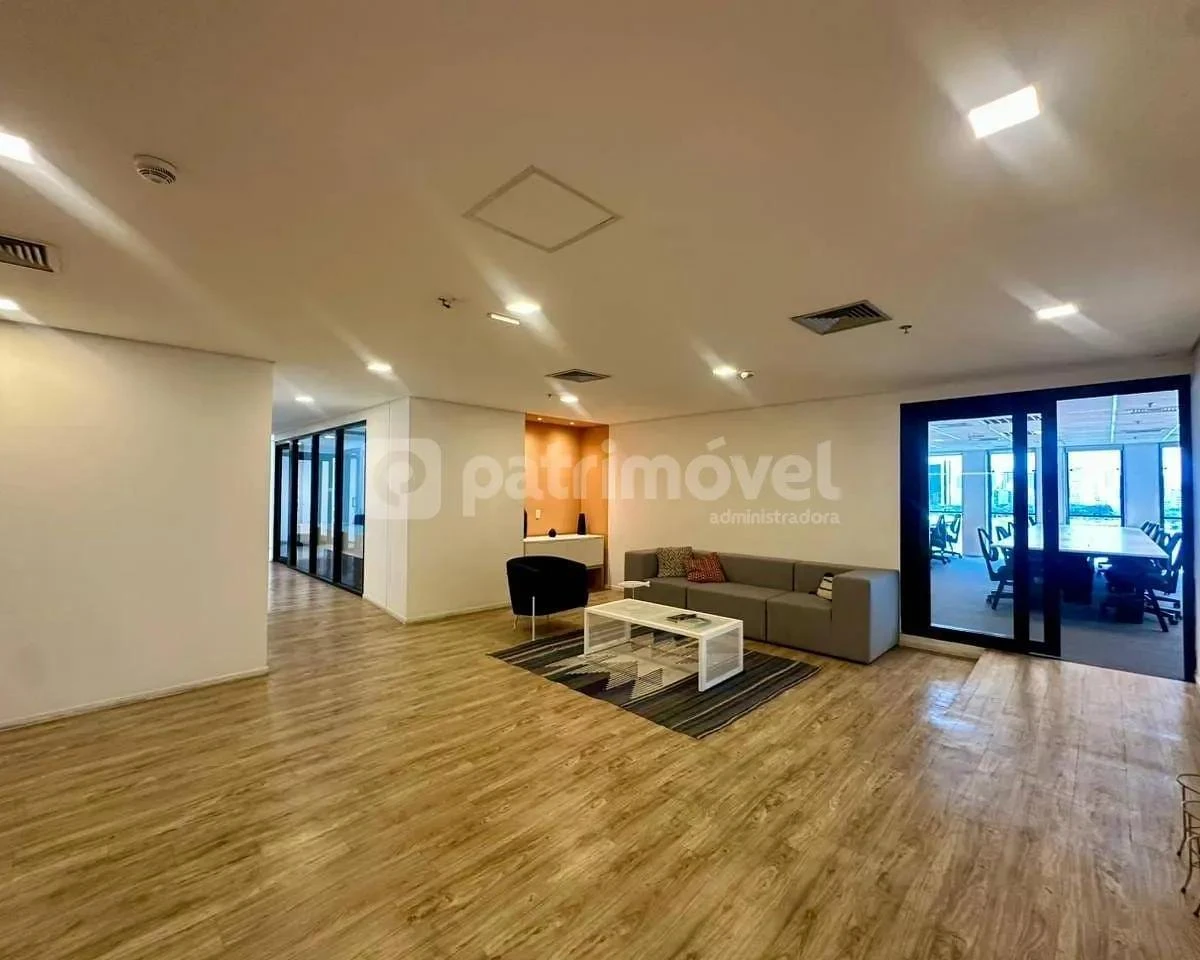 780 m² apartment with 1 bedroom and 6 bathrooms