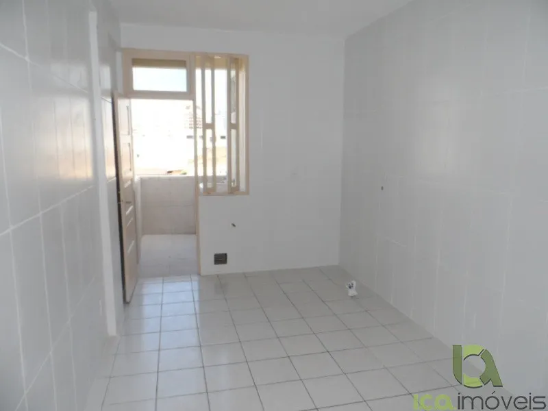 2-bedroom apartment with 95 m² and a closed kitchen — photo 12