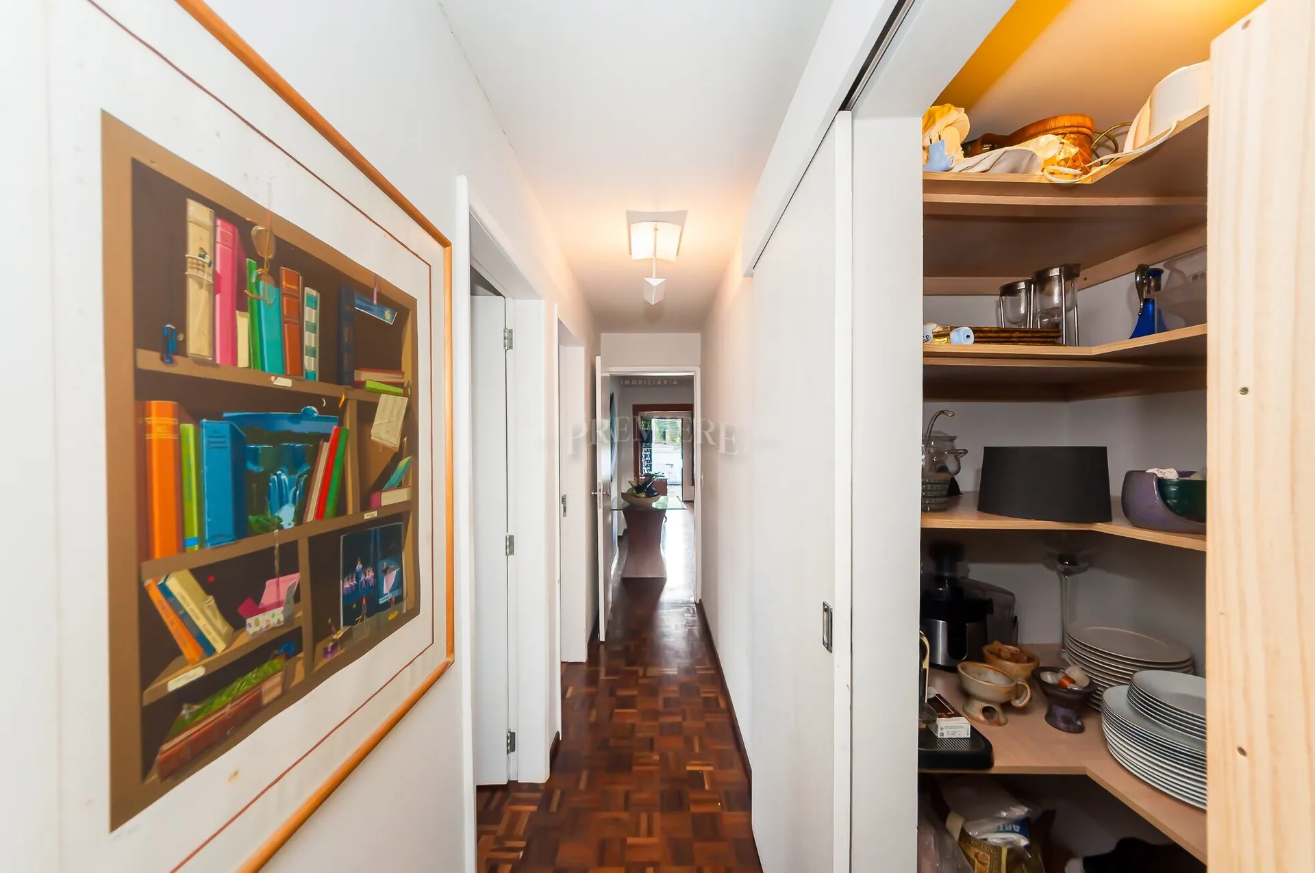 230 m² unfurnished apartment with 4 bedrooms and private garden — photo 18
