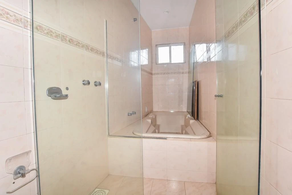 Дом 223 м² с 3 спальнями и гаражом на 4 машины — photo 32