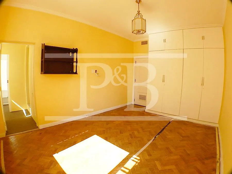4-bedroom apartment with 3 bathrooms, 420 m² — photo 19