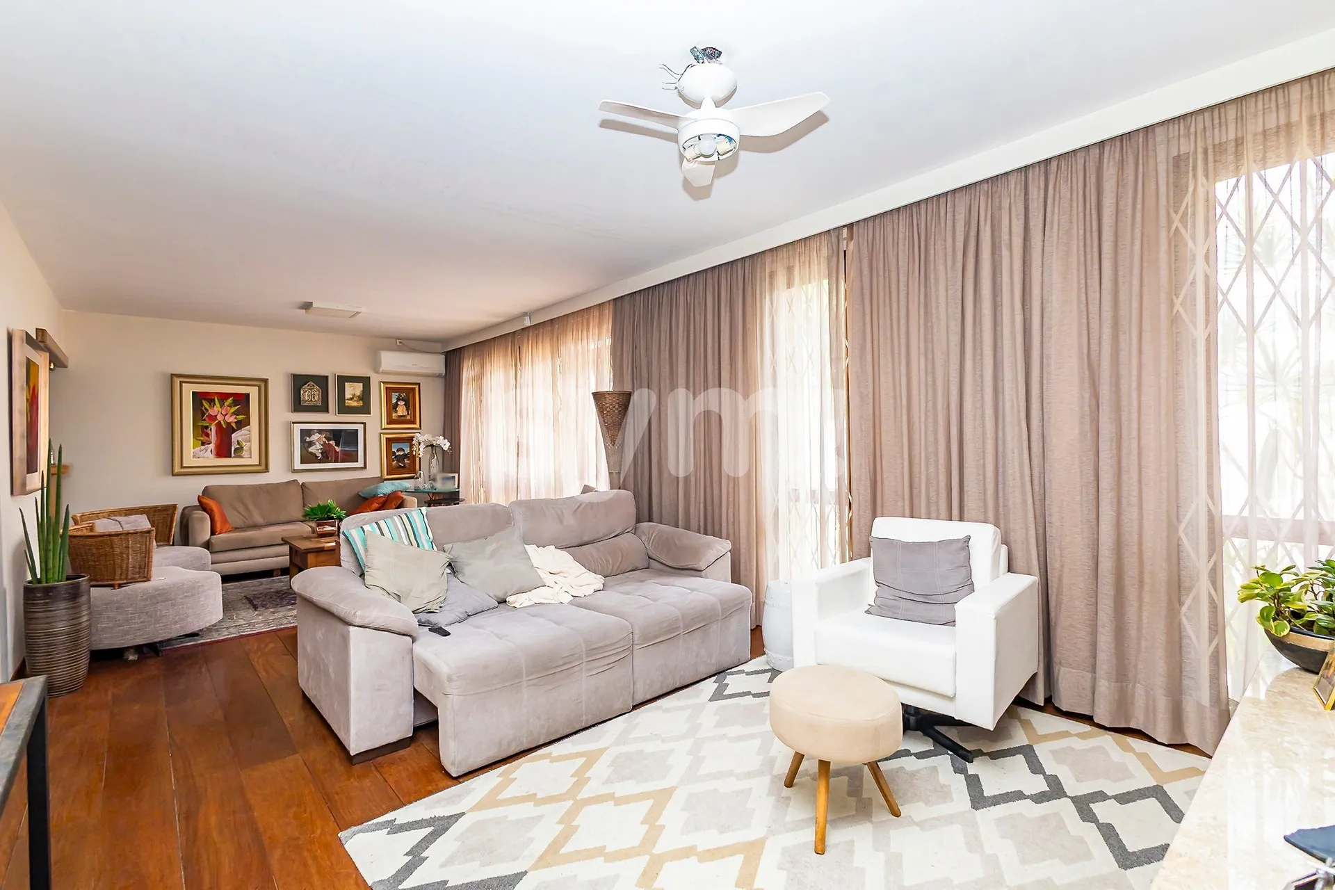 Single-family house with 3 bedrooms and 4 parking spaces — photo 6