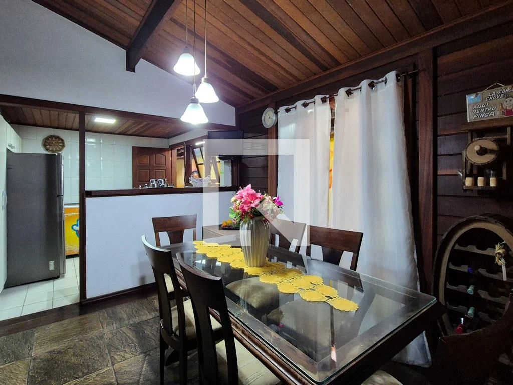 Casa mobiliada com 3 quartos e jardim privativo — photo 15