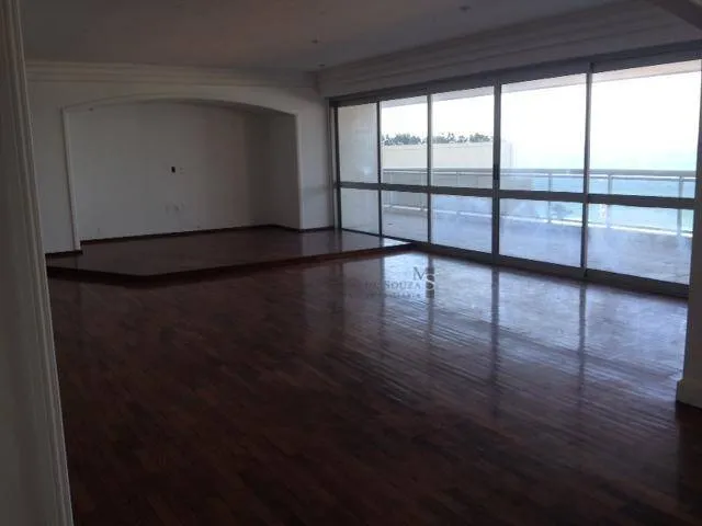 Water view in a 4-bedroom apartment, 350 m² — photo 41