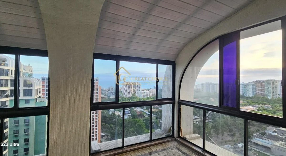 Дуплекс-пентхаус 200 м² з 3 спальнями-сюїтами — photo 30