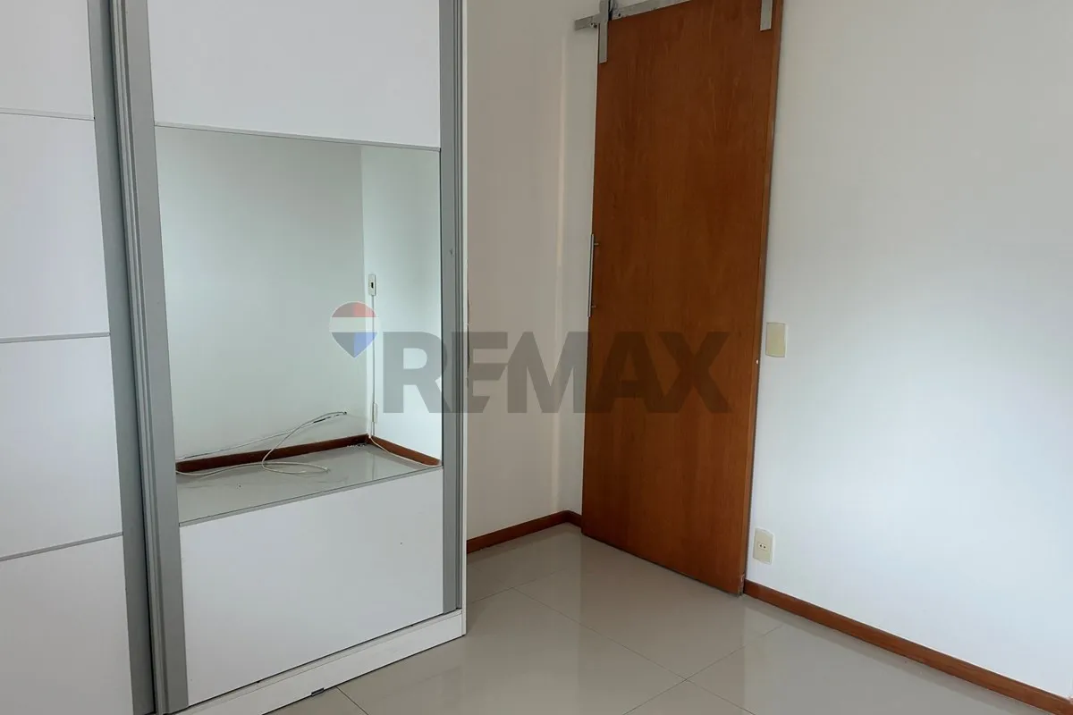 Квартира 90 м² із заскленим балконом та видом на гори — photo 22