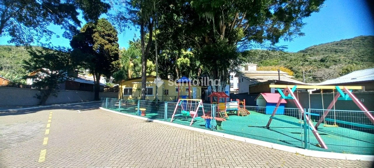 2-bedroom apartment with a private BBQ in Florianópolis — photo 24