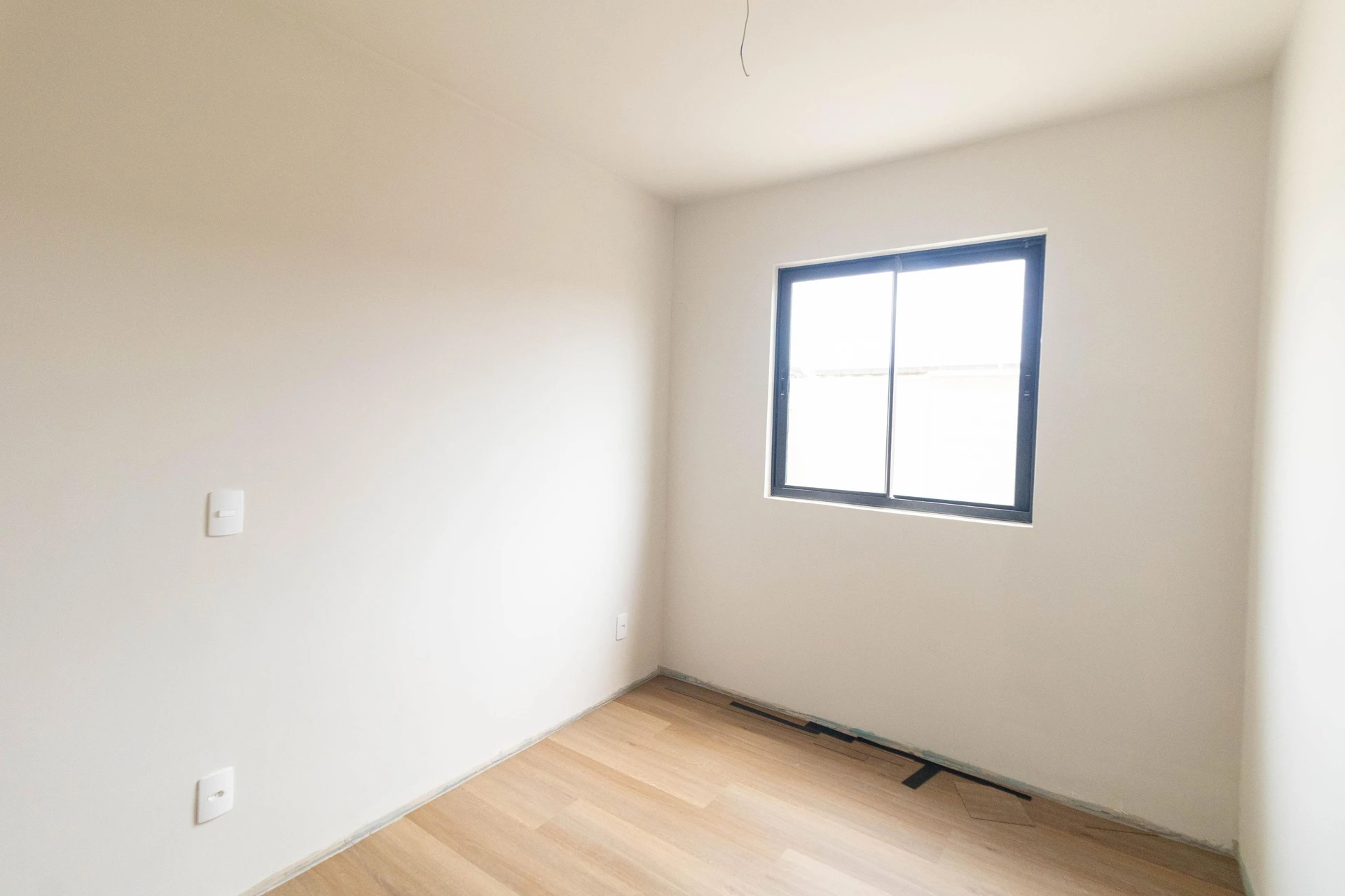 2-bedroom apartment with a grill on the balcony — photo 34