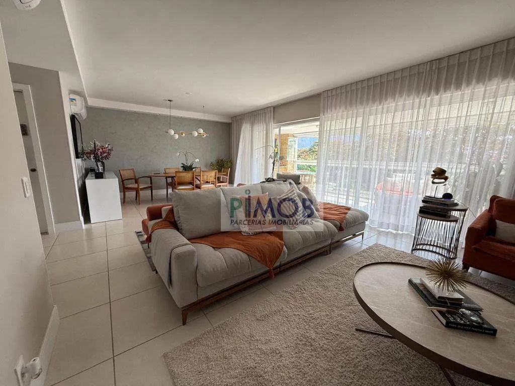 227 m² apartment with 5 bedrooms and 5 bathrooms — photo 48