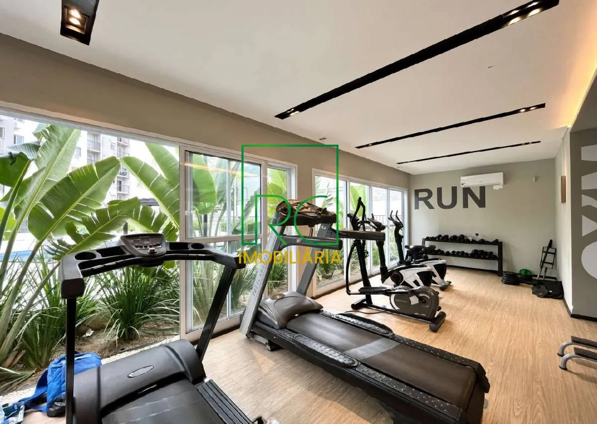 Mountain view in a 2-bedroom apartment, 44 m² — photo 14