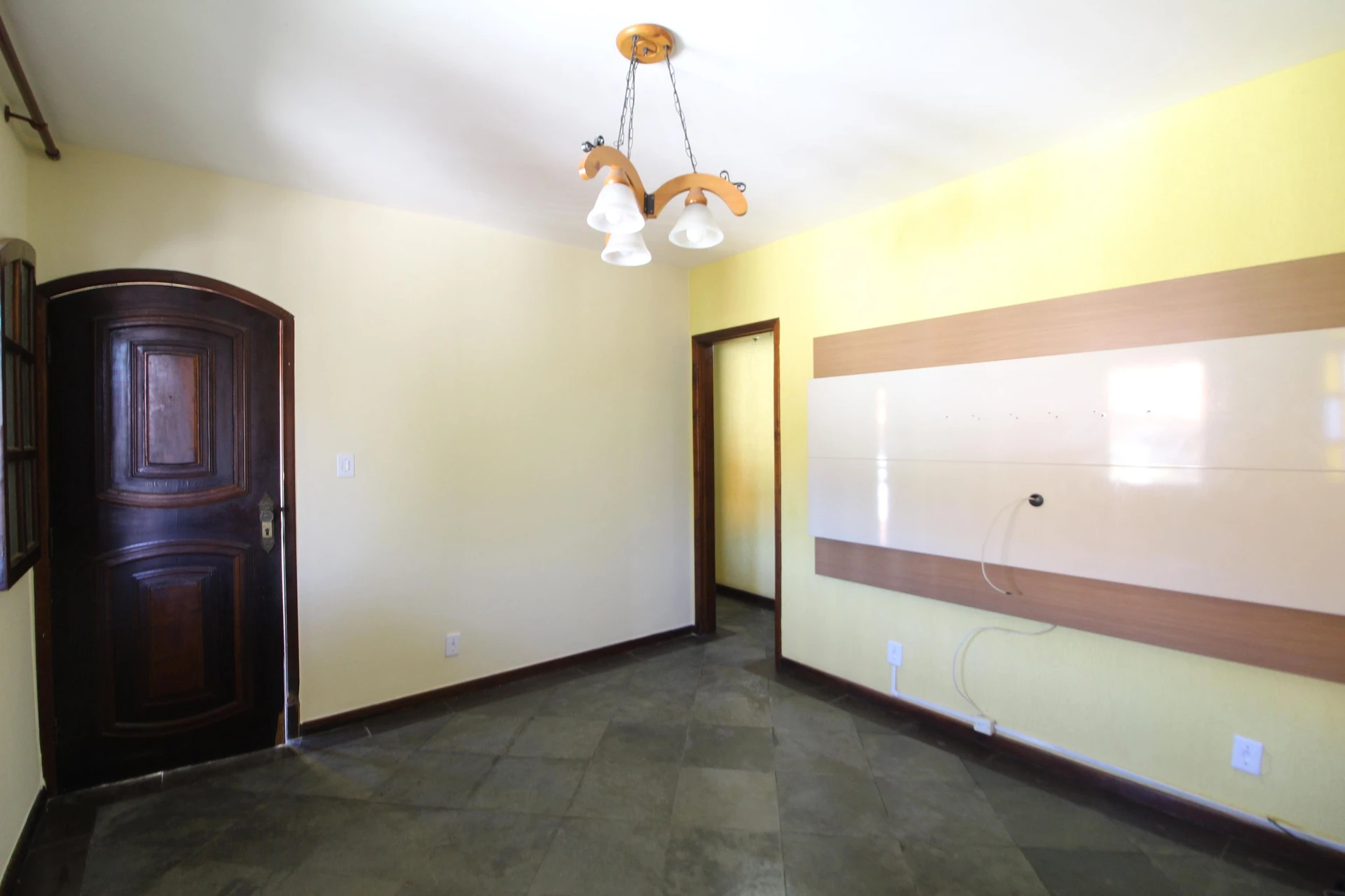House with 2 bedrooms, private garden and balcony — photo 32