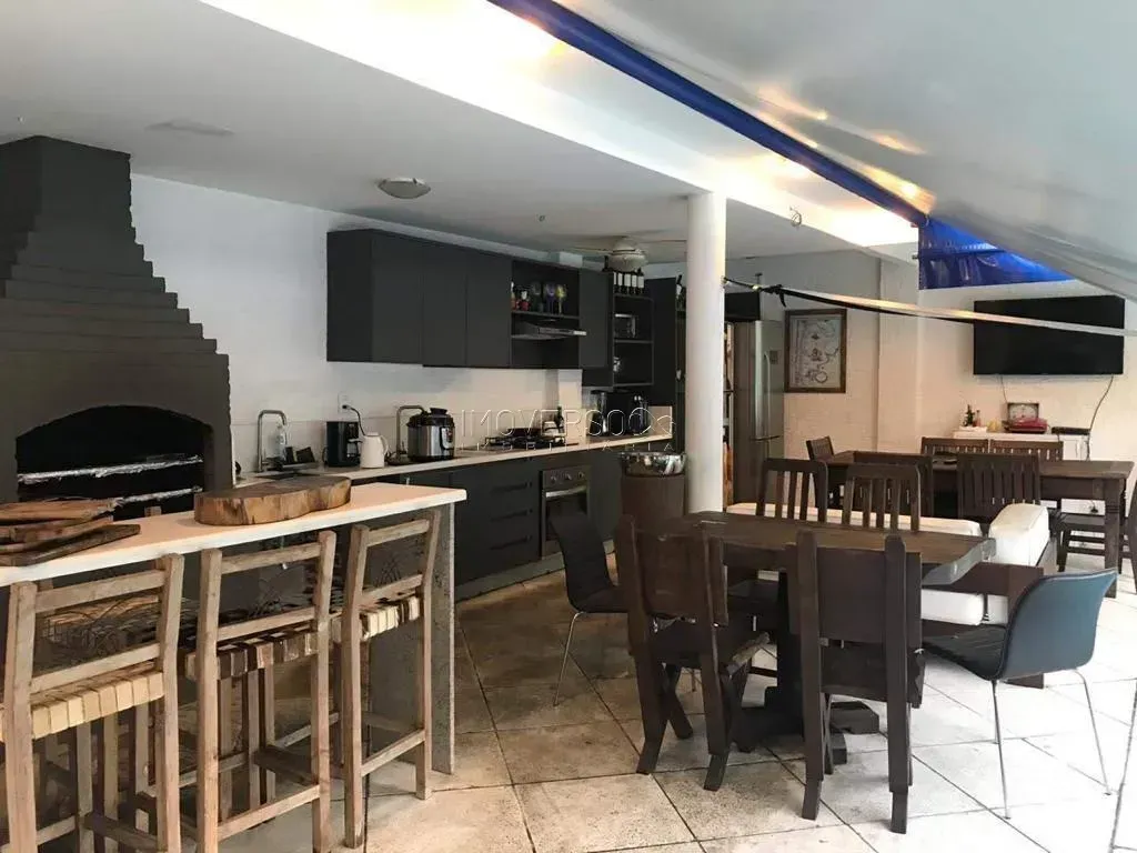 Casa mobiliada com 6 quartos e 700 m² — photo 19
