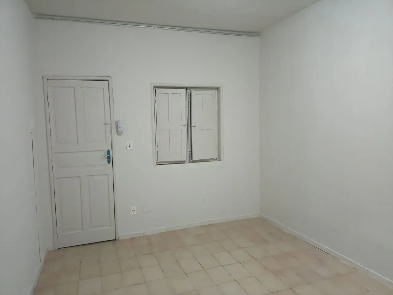 Apartamento de 1 quarto com cozinha compacta e 1 banheiro — photo 7