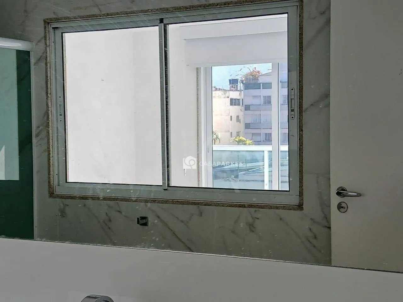 Penthouse with 3 bedrooms and 4 bathrooms — photo 11