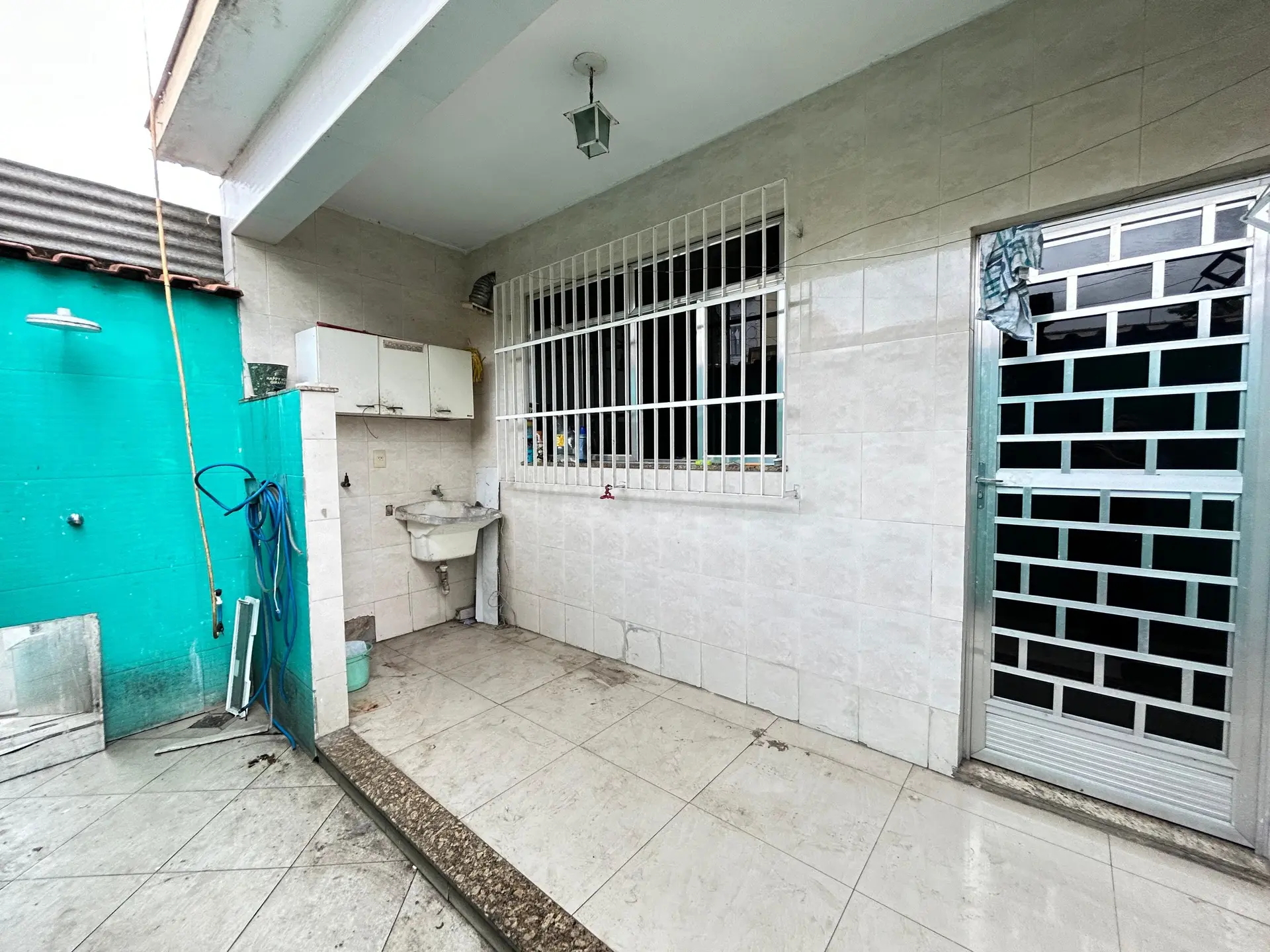 House, 300 m², with a walk-in closet — photo 38