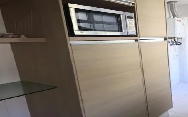 2-bedroom apartment with 2 bathrooms and glass balcony — photo 14