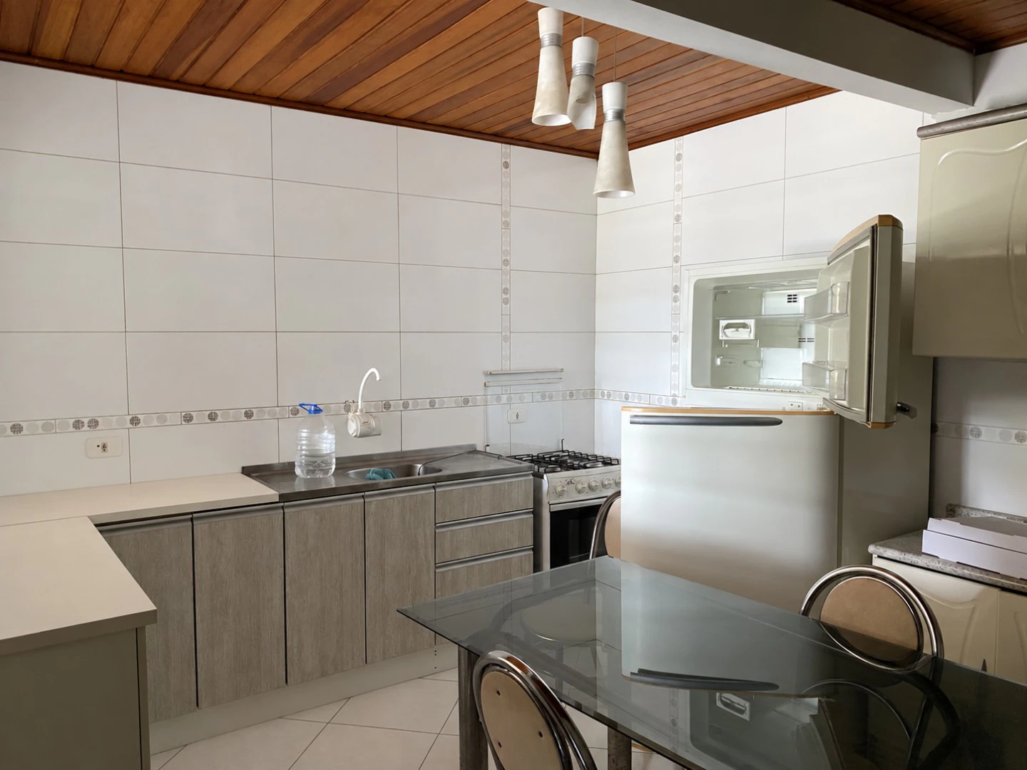 Casa de 2 quartos com espaço de home office, Sítio Cercado
